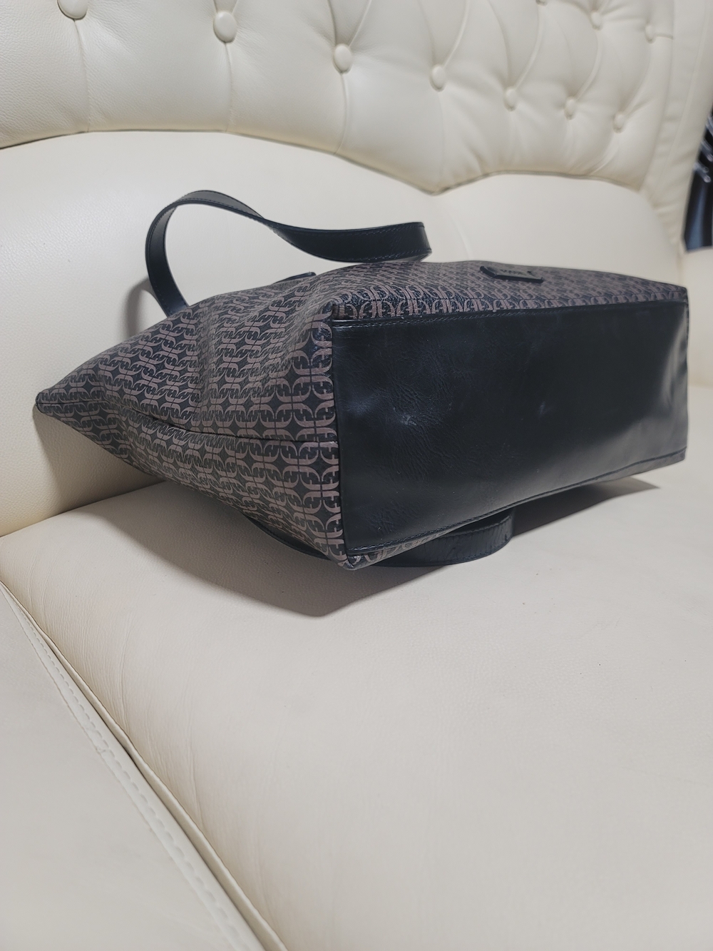 Fossil Tote - Picture 6 of 14